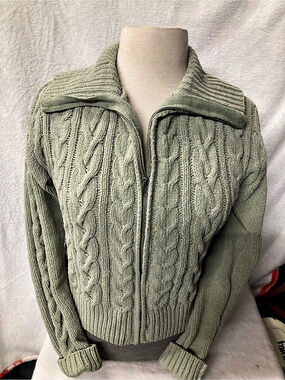 Hippie Rose Juniors' Soft & Cozy Chenille Cable-Knit Zip-Up Sweater Juniors'